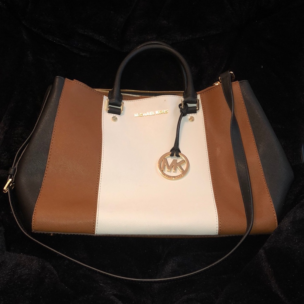 Michael Kors Lg Satchel